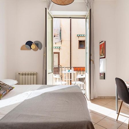 Punto Al Capo Appartamento Intero O Stanze Matrimoniali Con Bagno Privato 팔레르모 외부 사진