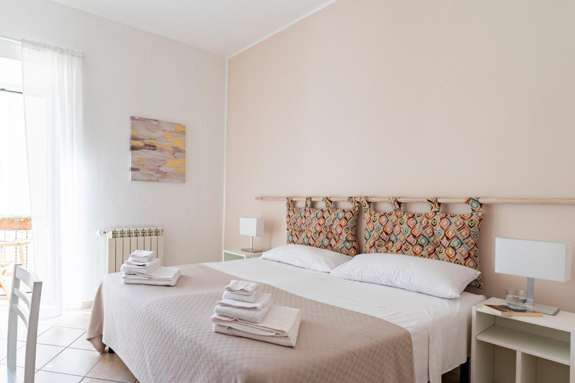 Punto Al Capo Appartamento Intero O Stanze Matrimoniali Con Bagno Privato 팔레르모 외부 사진