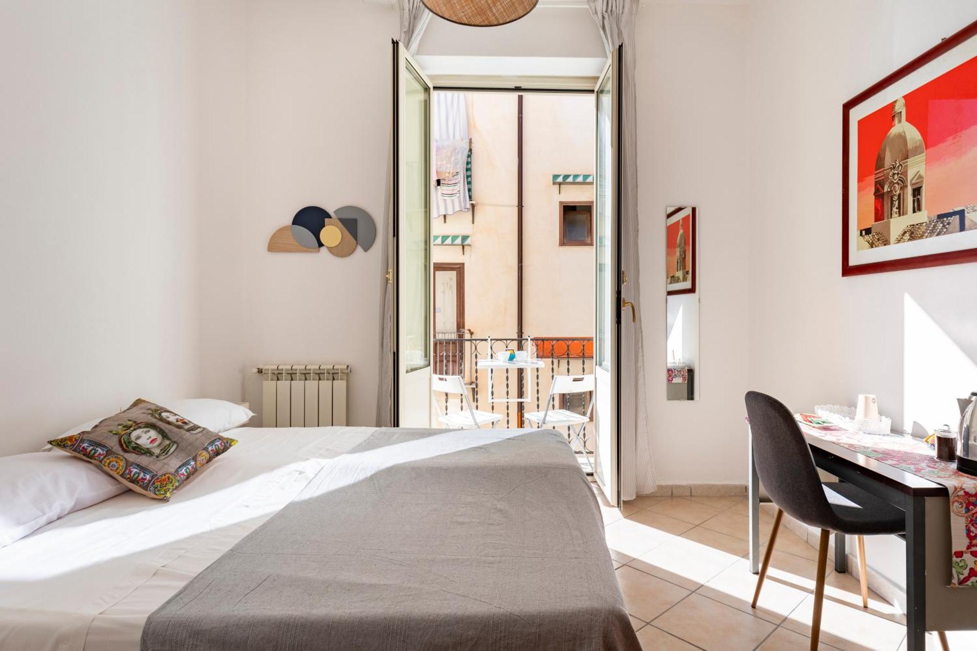 Punto Al Capo Appartamento Intero O Stanze Matrimoniali Con Bagno Privato 팔레르모 외부 사진